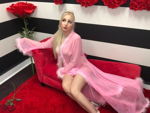 View artsyprincess96 OnlyFans videos and photos for free 

 picture 2
