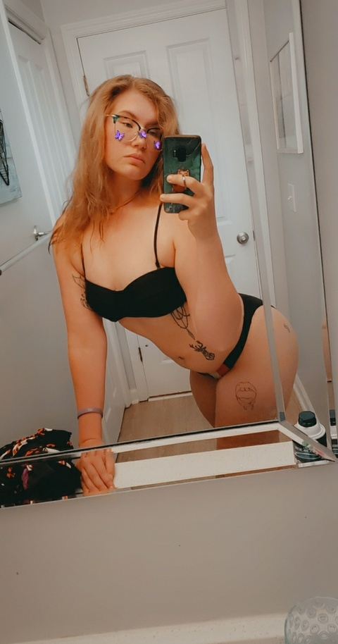 @ashedancerr leaks Onlyfans videos for free 

 picture 2