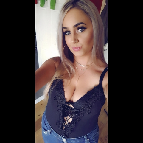 View ashleyseery OnlyFans videos and photos for free 

 picture 2