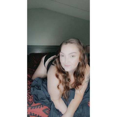 ashleyy_marie_420 OnlyFans Leaks 

 picture 2