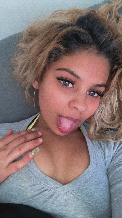 ashleyyy375 OnlyFans Leak (21 Photos and 18 Videos) 

 picture 2