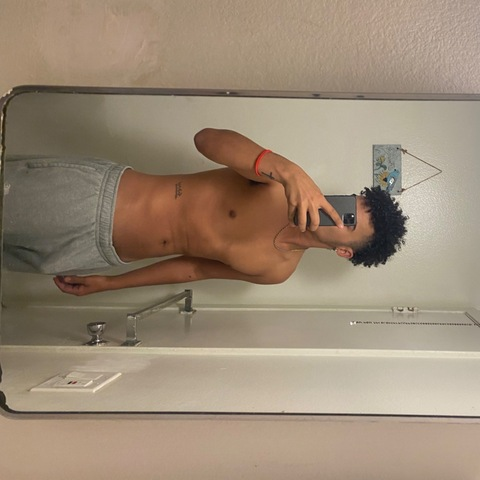 @ashtonchavisofficial leak Onlyfans gallery for free 

 picture 2