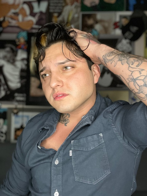 View astroloc (Astro Loc) OnlyFans 2 Photos and 9 Videos leaks 

 picture 2