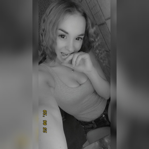 asya_adultere24 OnlyFans Leaked (0 Photos and 0 Videos) 

 picture 2
