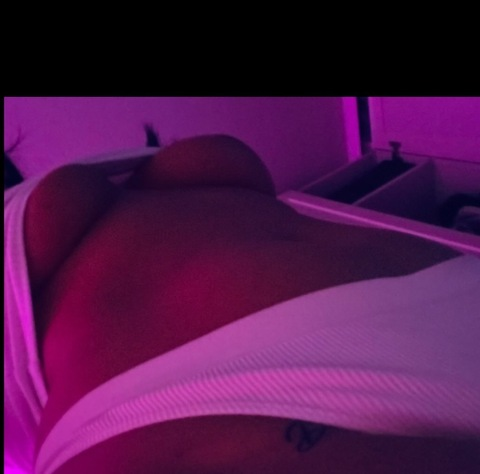 Onlyfans leaks aureliabraun 

 picture 2