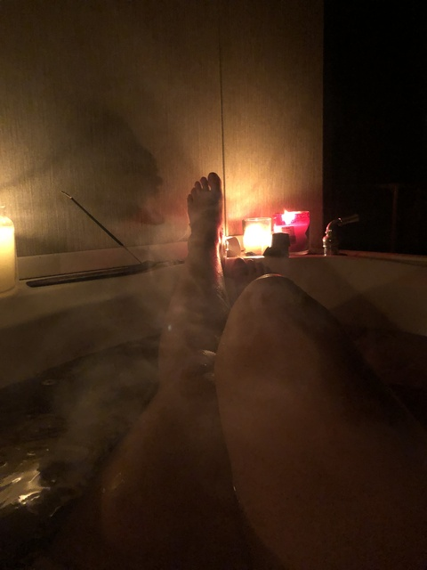 View aurelialunair (Aurelia Lunair) OnlyFans 72 Photos and 8 Videos leaks 

 picture 2