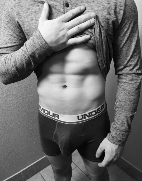 View Hollywood69 (austin_hollywood) OnlyFans 29 Photos and 6 Videos gallery 

 picture 2