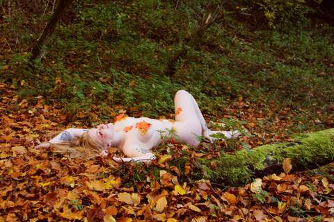 Free access to @autumnburlesque (Autumn) Leaks OnlyFans 

 picture 2