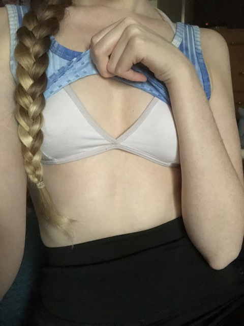autumnwoodnymph OnlyFans Leak 

 picture 2