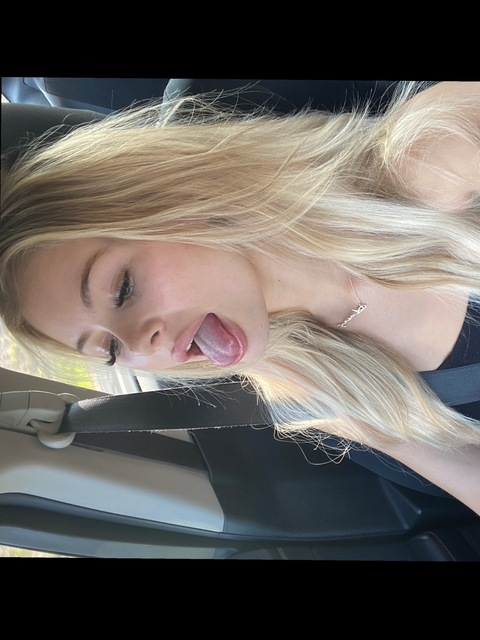 Download averyy888 OnlyFans content for free 

 picture 2
