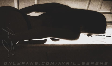 avril_serene OnlyFans Leak 

 picture 2
