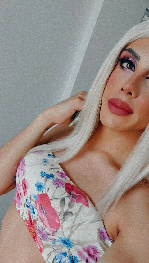 @aymaraqueen leaks Onlyfans content for free 

 picture 2