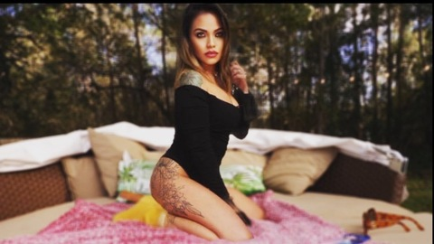 Onlyfans leaks azn_beth_lin 

 picture 2
