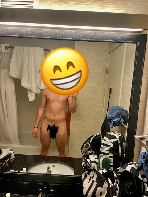 View B2Bigg (b2bigg) OnlyFans 22 Photos and 4 Videos leaks 

 picture 2