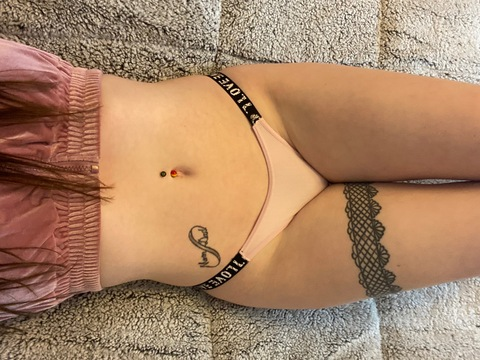 Download babebrigirl94 OnlyFans videos and photos for free 

 picture 2