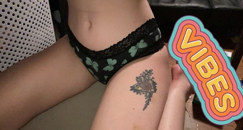 @babesnbongs07 leaked Onlyfans gallery free 

 picture 2