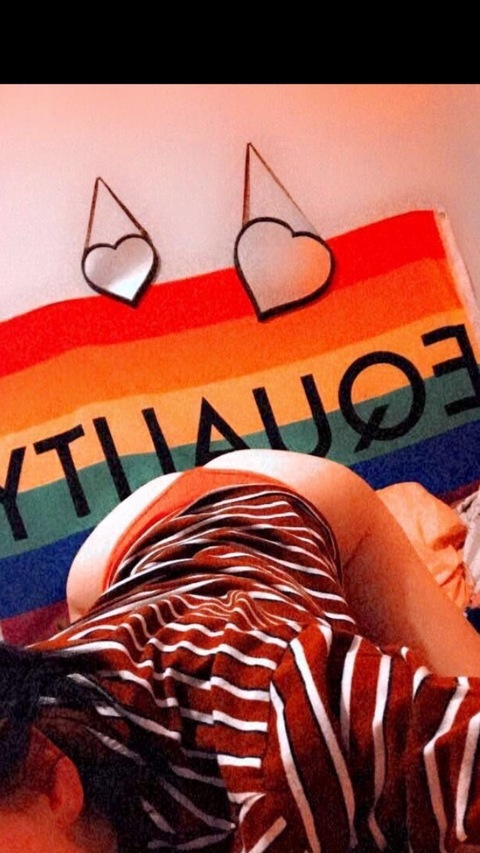 babyb32 OnlyFans Leak (5 Photos and 6 Videos) 

 picture 2