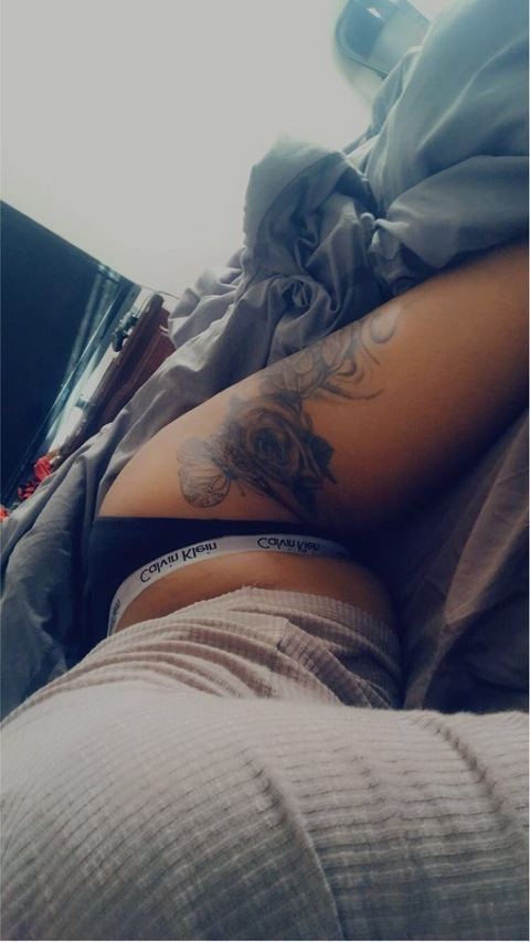 babydoll2323 OnlyFans Leak (0 Photos and 0 Videos) 

 picture 2