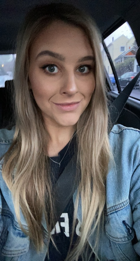 View babyellaaxx (Baby Ella) OnlyFans 1 Photos and 0 Videos gallery 

 picture 2