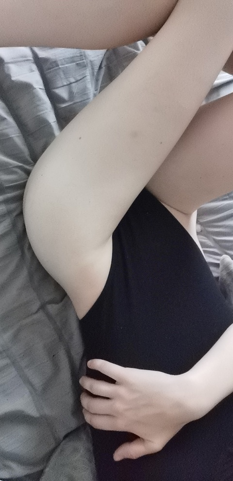View babygirl-xox OnlyFans videos and photos for free 

 picture 2