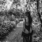 View Lynn (babygirl1954) OnlyFans 3 Photos and 0 Videos for free 

 picture 1