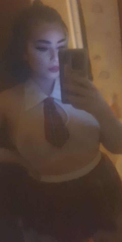 View babygirl565 OnlyFans videos and photos for free 

 picture 2
