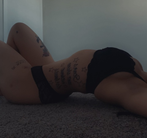 babyloges123 (Logan) free OnlyFans Leaked Pictures and Videos 

 picture 2