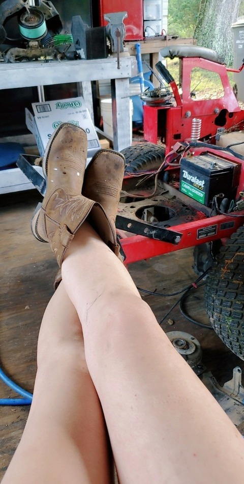 View babymechanic420 OnlyFans content for free 

 picture 2