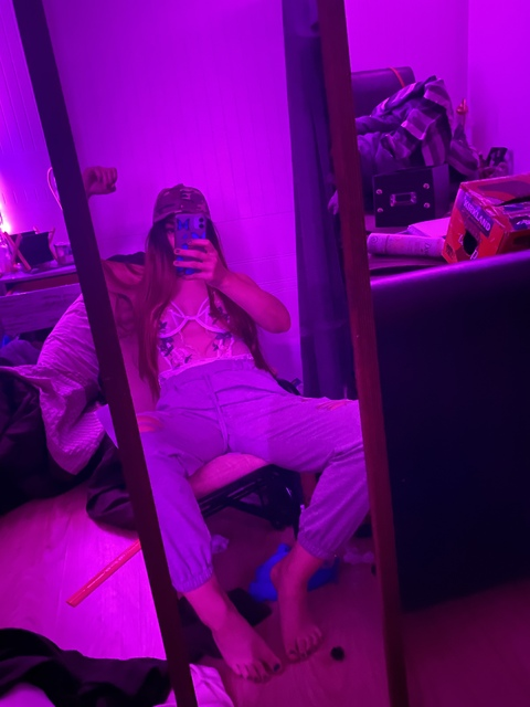 babyweed OnlyFans Leaks (5 Photos and 1 Videos) 

 picture 2