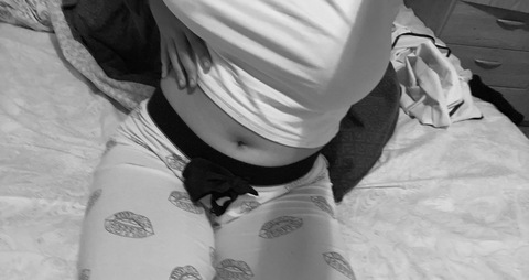 babyxmaria OnlyFans Leak 

 picture 2