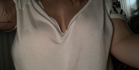 babyxvenus OnlyFans Leaked 

 picture 2