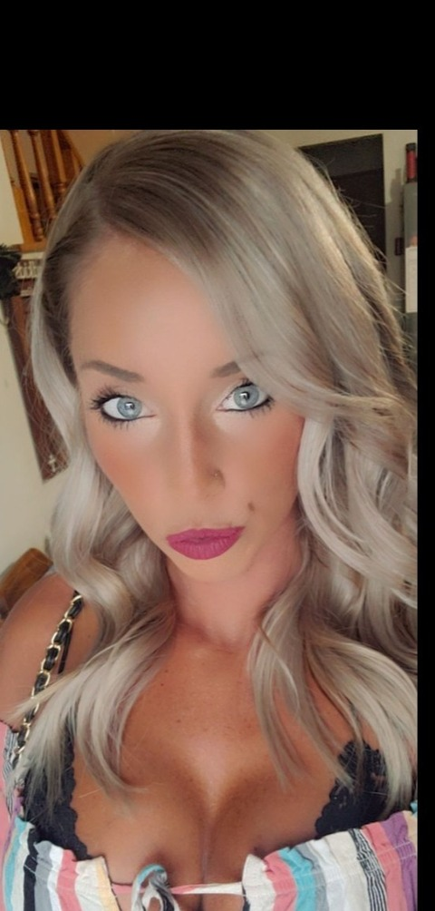 badblondebunny103 OnlyFans Leaked (375 Photos and 75 Videos) 

 picture 2