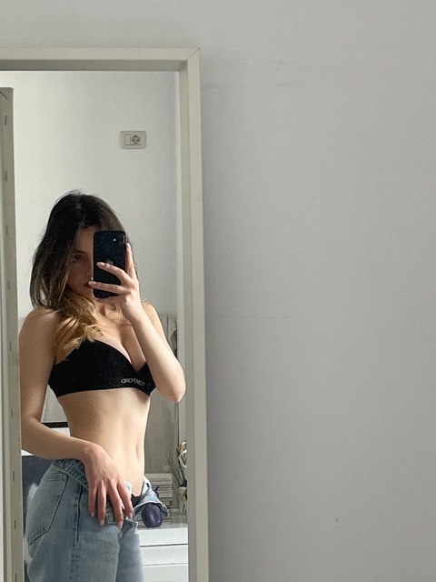 View Giul (badgalgiul) OnlyFans 0 Photos and 0 Videos leaked 

 picture 2