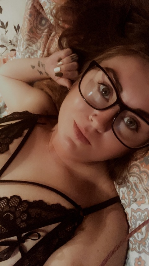 Onlyfans free content badgirlgonegood1994 

 picture 2