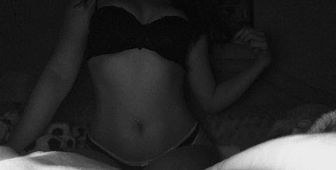 View baileyyxxxo OnlyFans content for free 

 picture 2