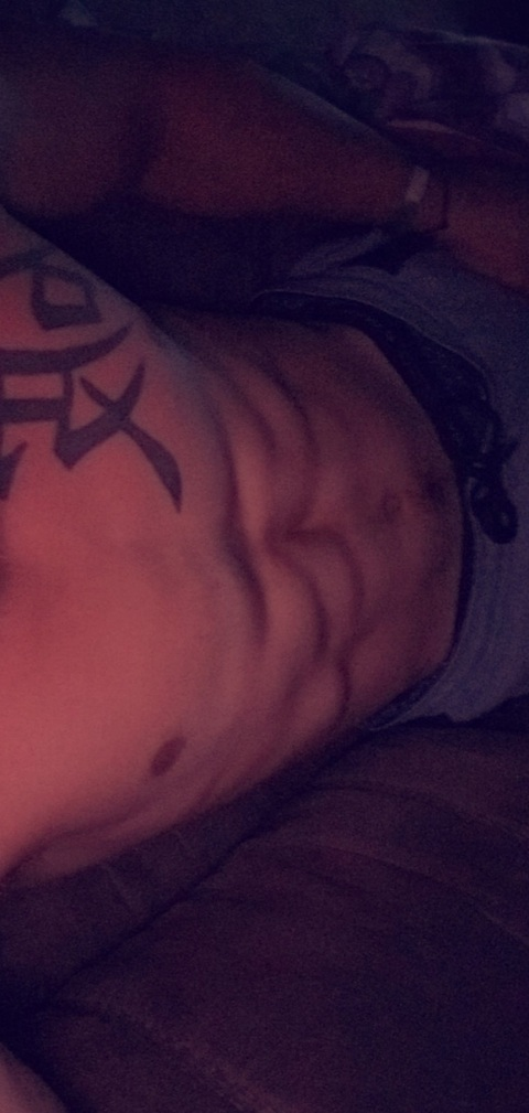 bamarolltide48 OnlyFans Leaked Photos and Videos 

 picture 2