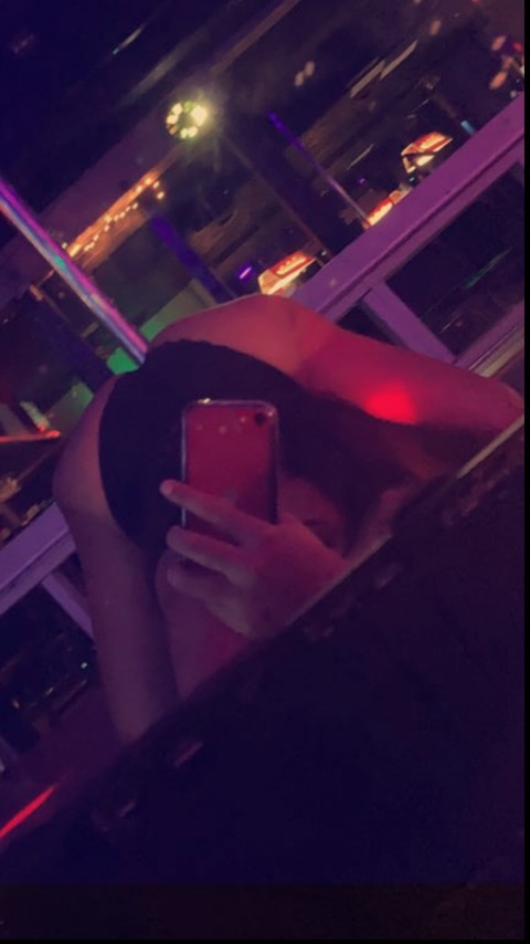 bambii1660 OnlyFans Leak 

 picture 2