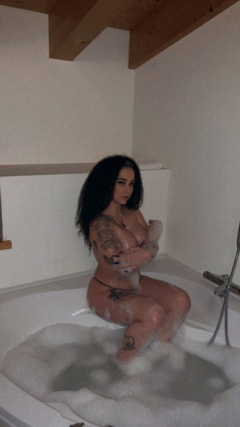 View barbiekristal OnlyFans content for free 

 picture 2