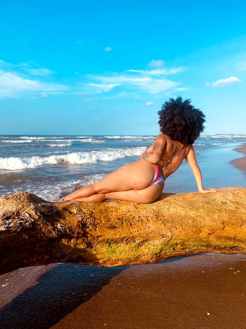 Onlyfans leak barbienegra15 

 picture 2