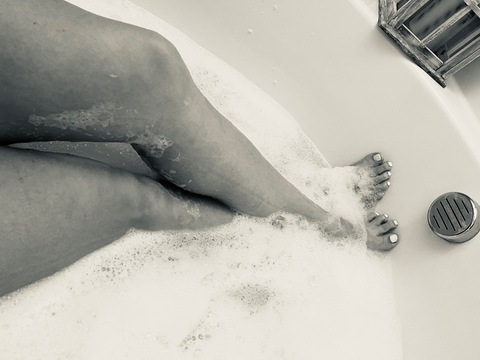 barefootbun69 OnlyFans Leaks 

 picture 2
