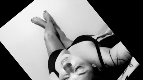 bartendergurlxoxo OnlyFans Leaked 

 picture 2