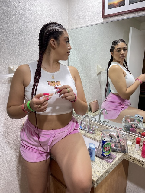 bb.mellow OnlyFans Leaked (28 Photos and 3 Videos) 

 picture 2