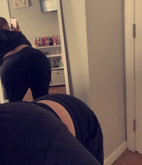 View bbgky (Ky🌸) OnlyFans 4 Photos and 1 Videos leaked 

 picture 2