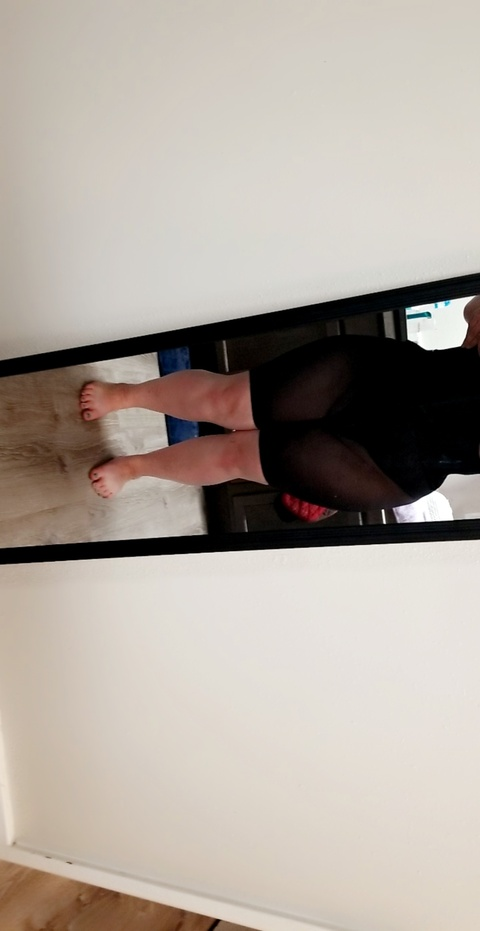 bbw420teen OnlyFans Leaked (80 Photos and 42 Videos) 

 picture 2