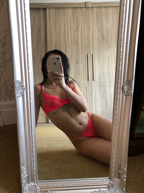 Download bbylouuu OnlyFans content free 

 picture 2