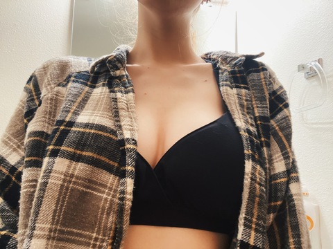 bbyroseof OnlyFans Leaked 

 picture 2
