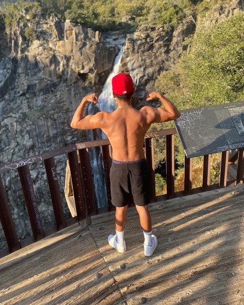 View bdgln2 (Part 2) OnlyFans 4 Photos and 18 Videos leaks 

 picture 2