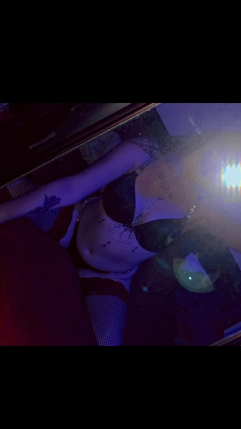 View Beanie_Boo (beanie.boo.19) OnlyFans 41 Photos and 2 Videos for free 

 picture 2