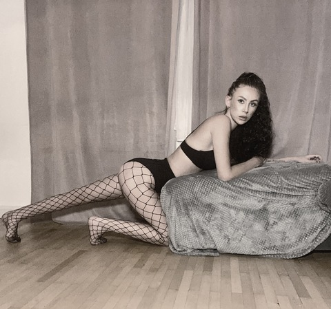 View becca.brn (Becca.brn) OnlyFans 26 Photos and 4 Videos leaks 

 picture 2