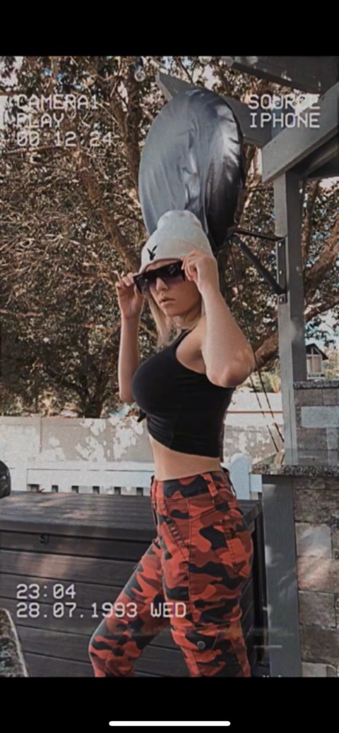Onlyfans leaks beccarosebitch 

 picture 2